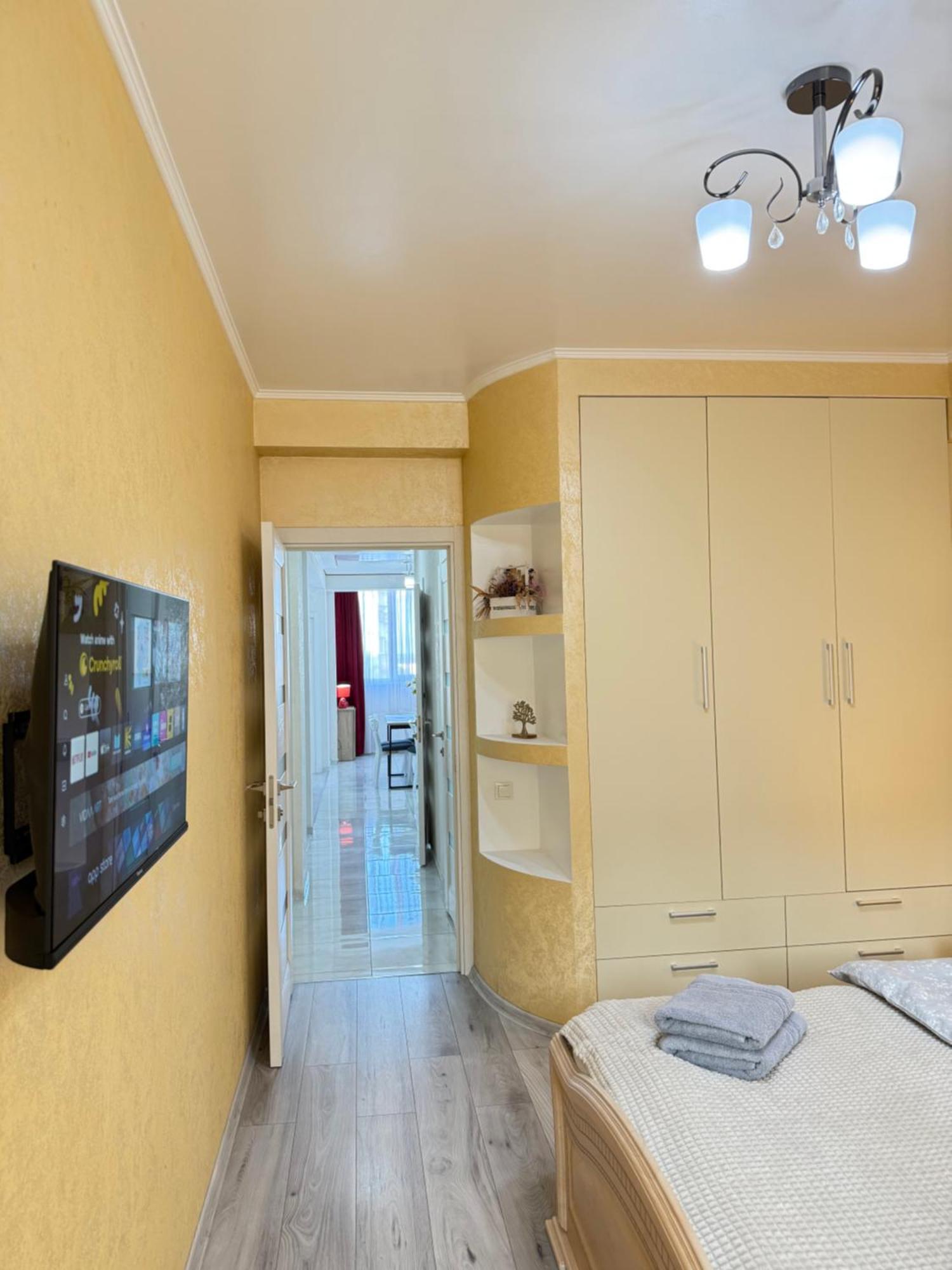 Cozy Two Bedroom Large Apartment Κισινάου Εξωτερικό φωτογραφία