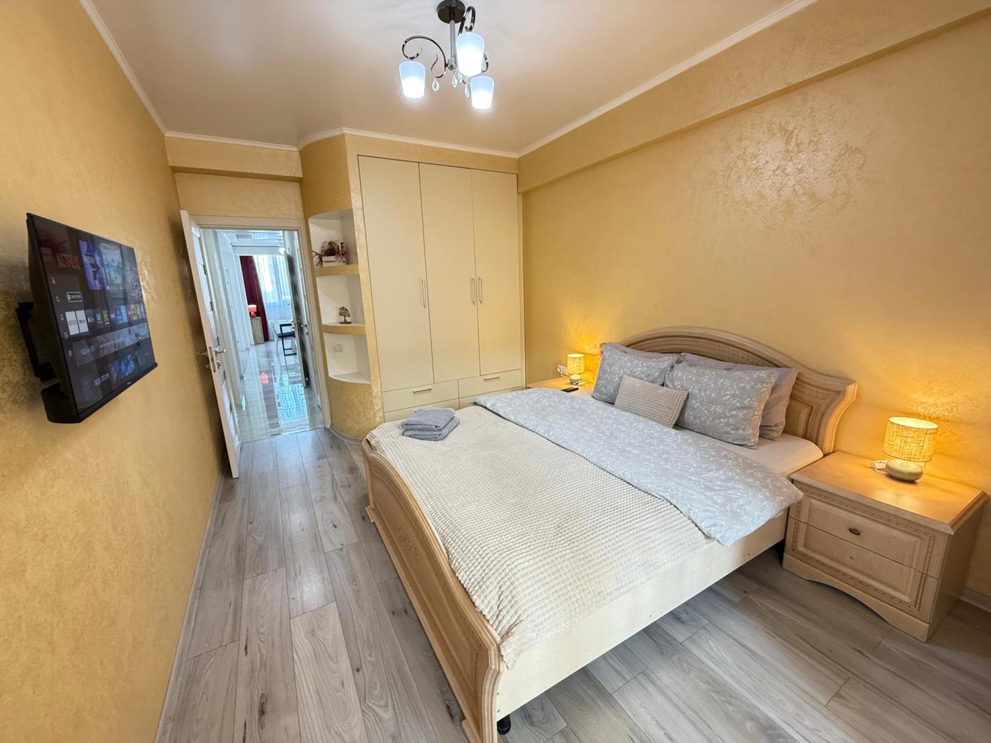 Cozy Two Bedroom Large Apartment Κισινάου Εξωτερικό φωτογραφία