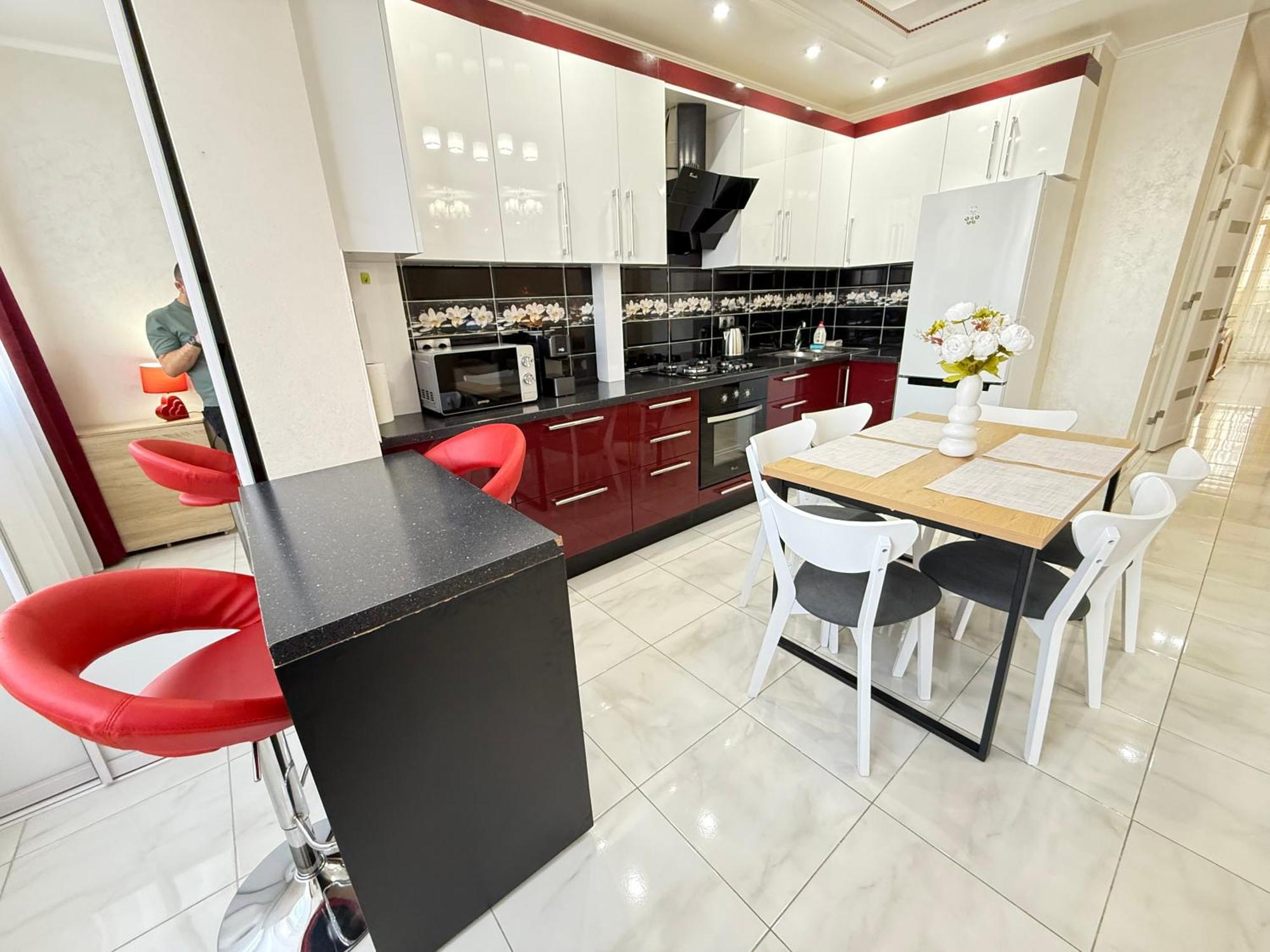 Cozy Two Bedroom Large Apartment Κισινάου Εξωτερικό φωτογραφία